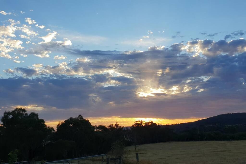 Handsome Hills Dairy Retreat Won Wron Buitenkant foto